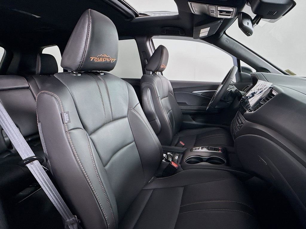 Used 2023 Honda Passport TrailSport image 37