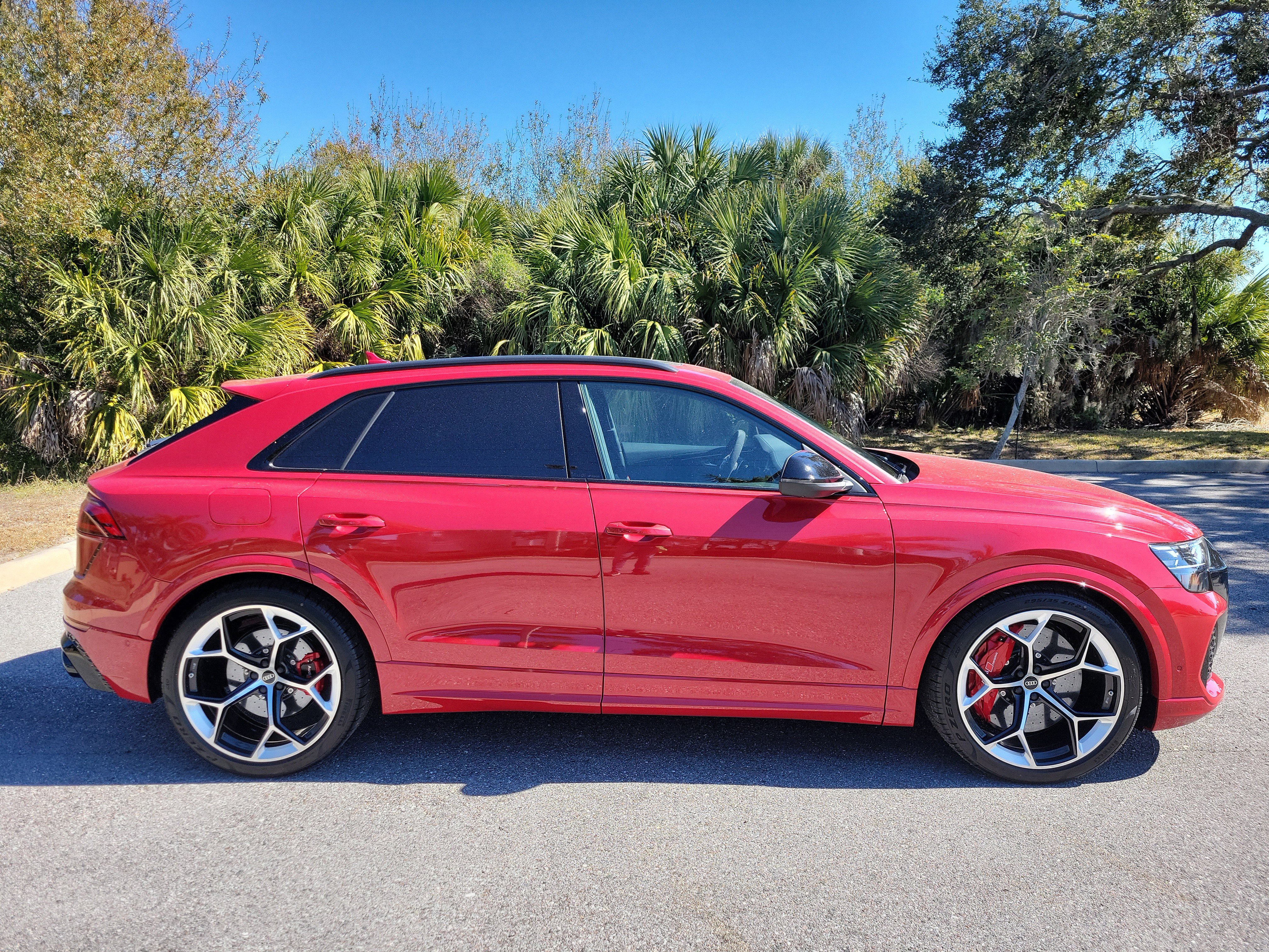 New 2026 Audi RS Q8 performance image 3
