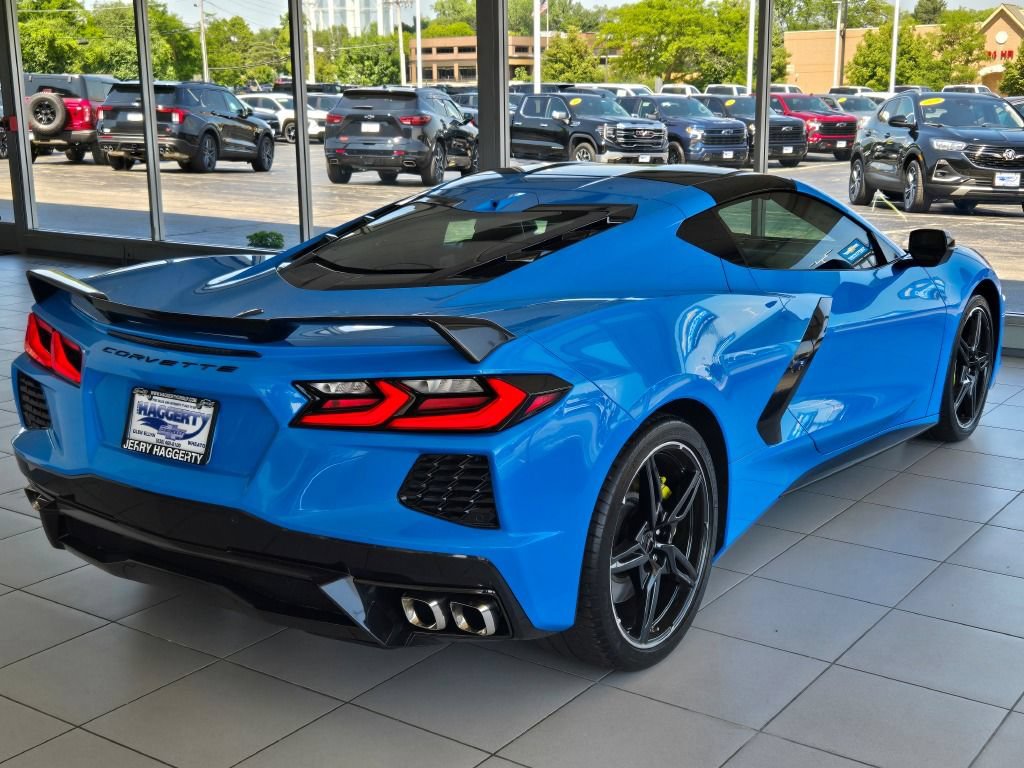 Used 2021 Chevrolet Corvette Stingray Premium Cpe w/ Z51 Performance Package RWD image 10