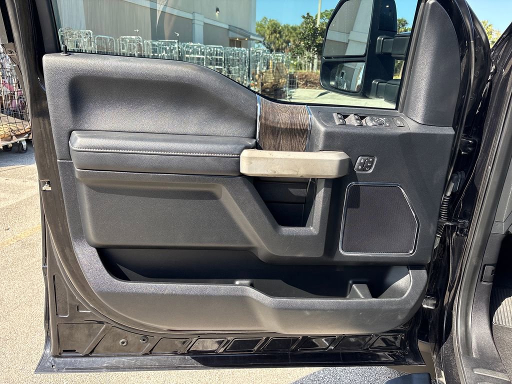 Certified 2020 Ford F250 Lariat w/ Lariat Value Package image 26