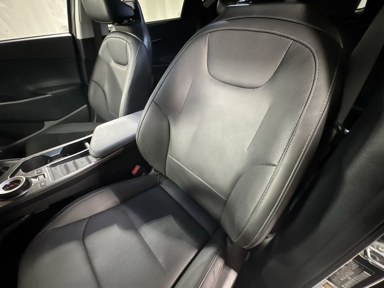 Certified 2023 Kia EV6 Wind w/ Wind Technology Package image 18