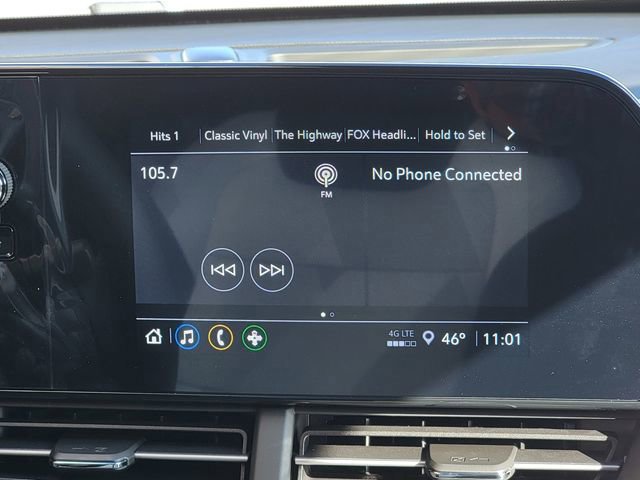 New 2026 Chevrolet Trax RS w/ Sunroof Package image 21