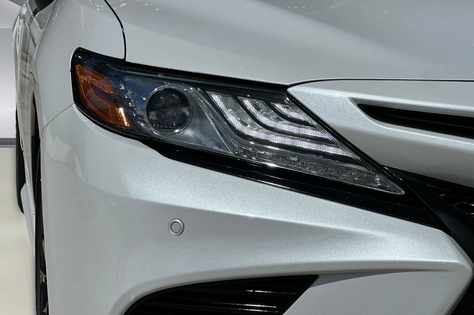 Used 2019 Toyota Camry XSE w/ Driver Assist Package FWD image 10