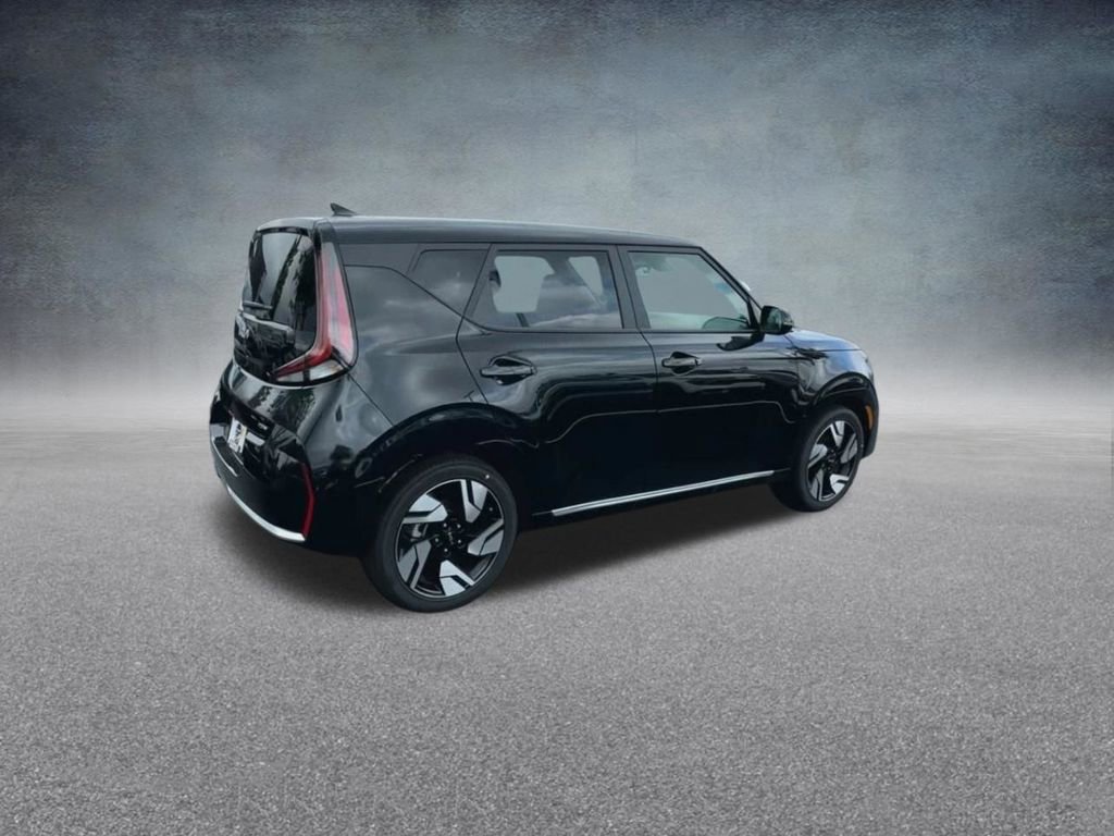 Used 2024 Kia Soul GT-Line FWD image 24