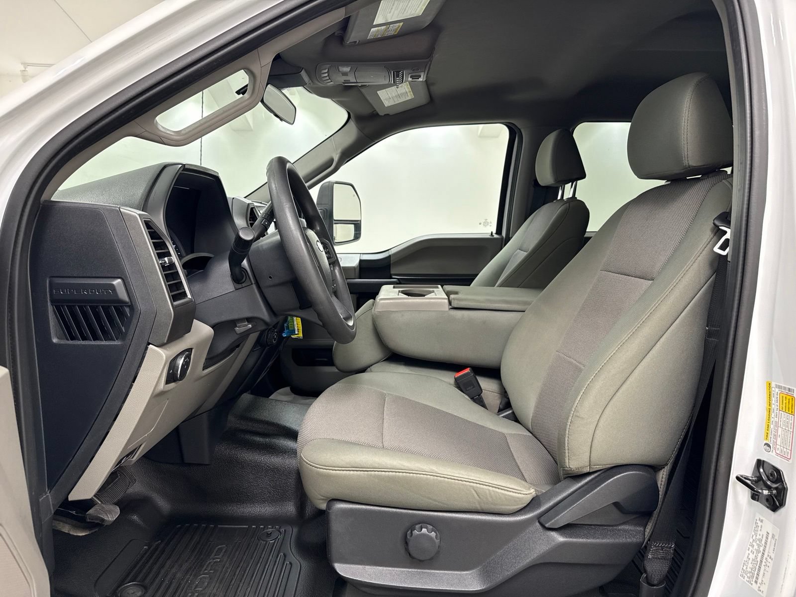Used 2022 Ford F350 XL w/ STX Appearance Package AWD/4WD image 16