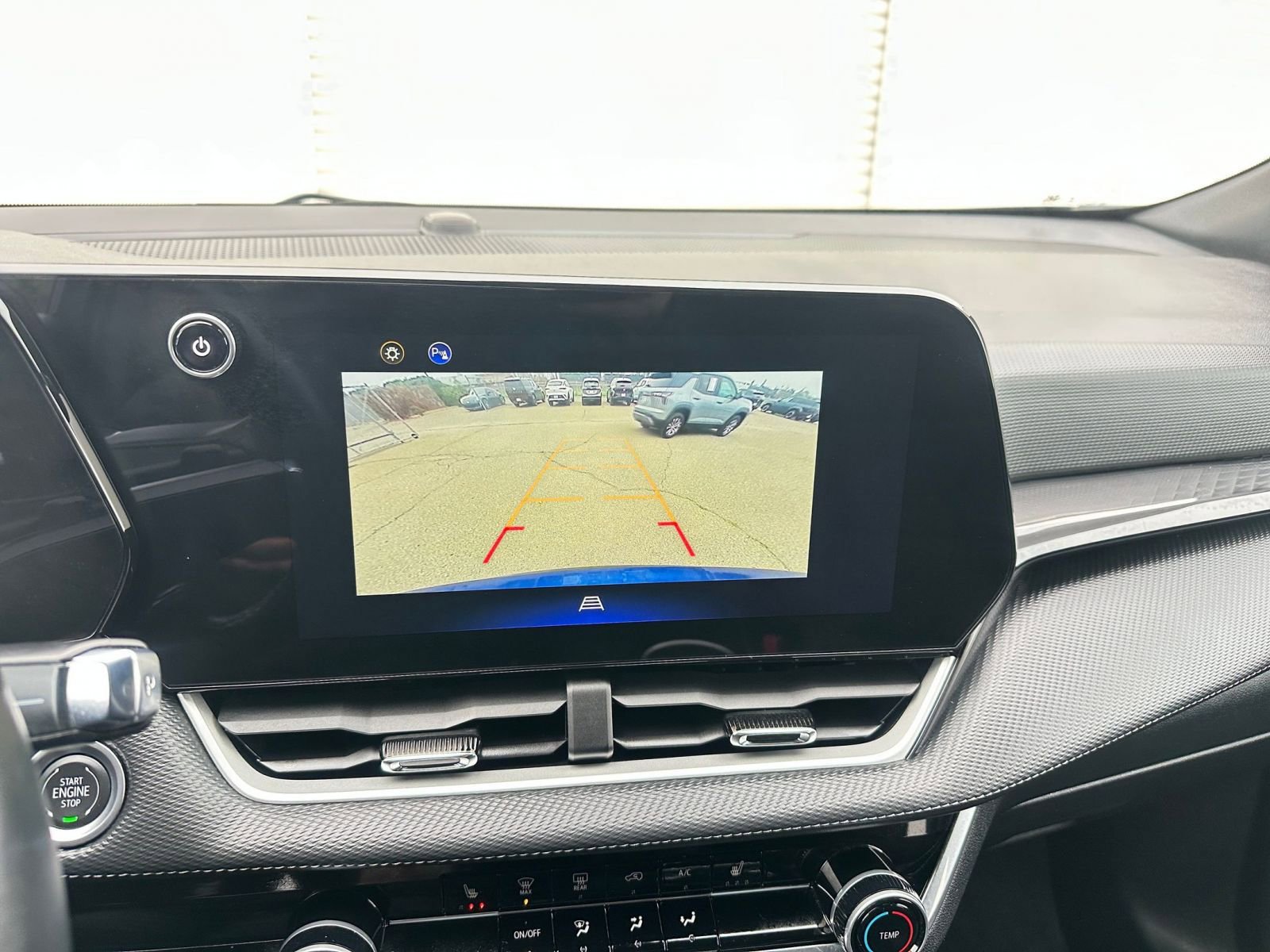 Used 2025 Chevrolet Equinox LT image 17