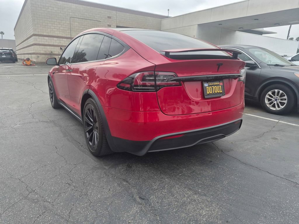 Used 2022 Tesla Model X image 4