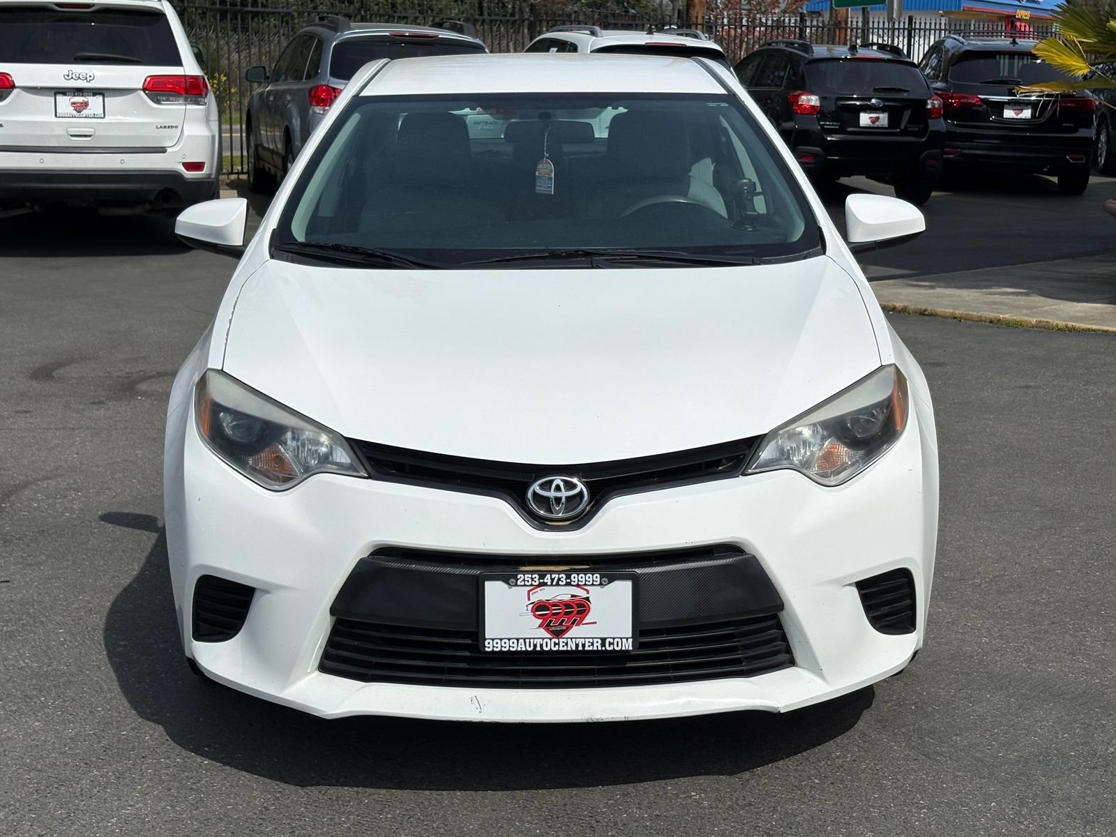 Used 2014 Toyota Corolla LE FWD image 2