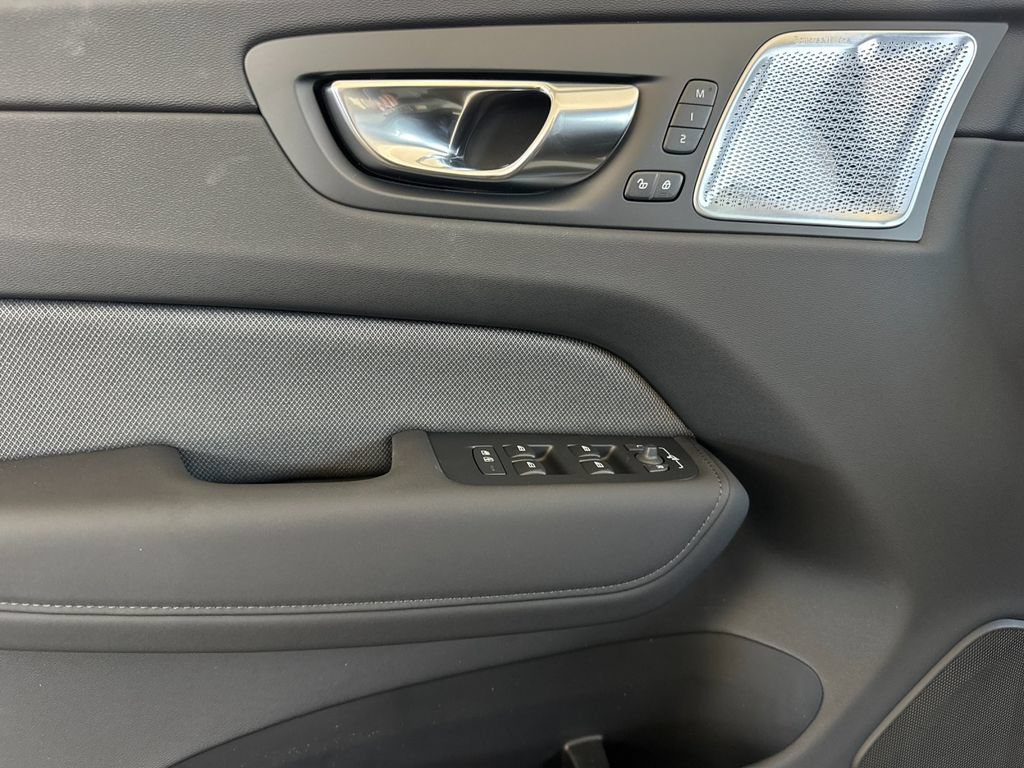 New 2026 Volvo XC60 T8 Polestar w/ Protection Package Premier AWD/4WD image 10