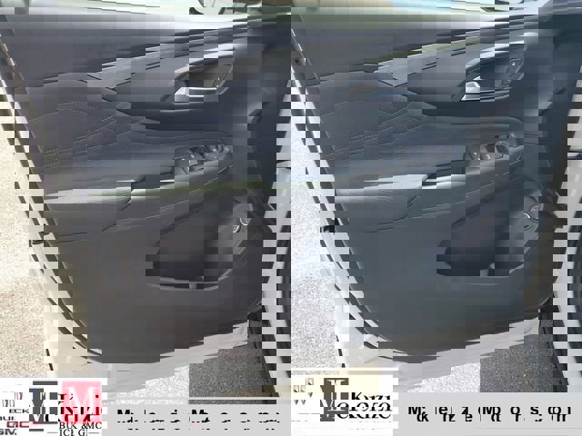 New 2026 Buick Envista Sport Touring w/ Convenience I Package FWD image 8