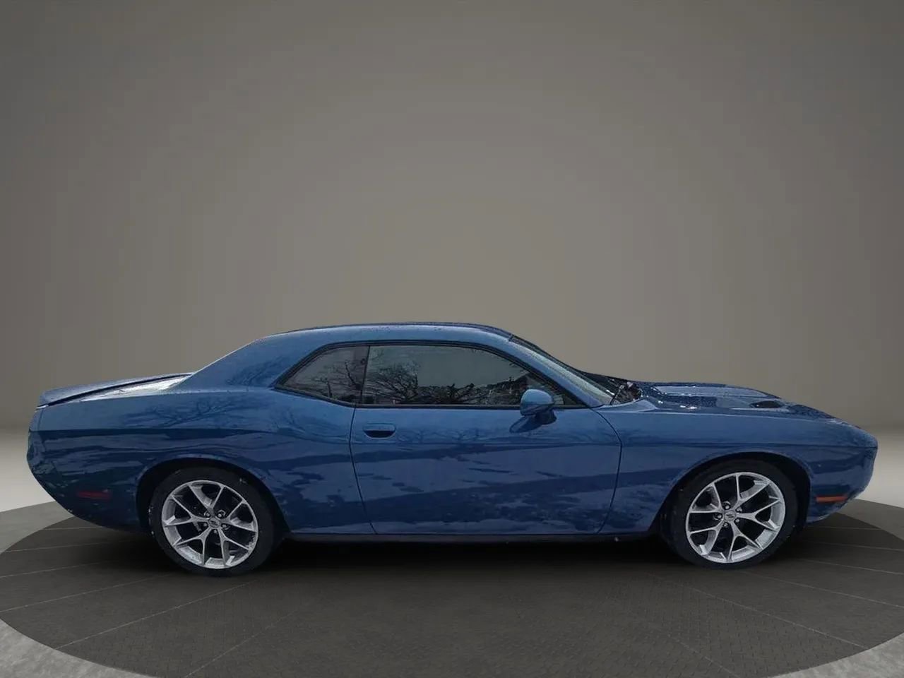 Used 2021 Dodge Challenger GT image 5