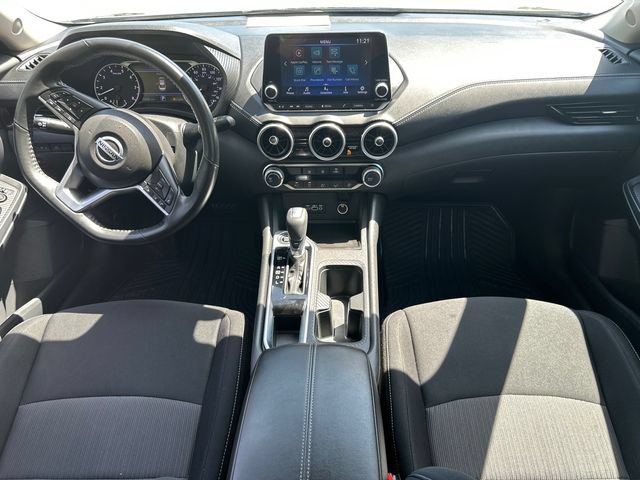 Used 2022 Nissan Sentra SV FWD image 17