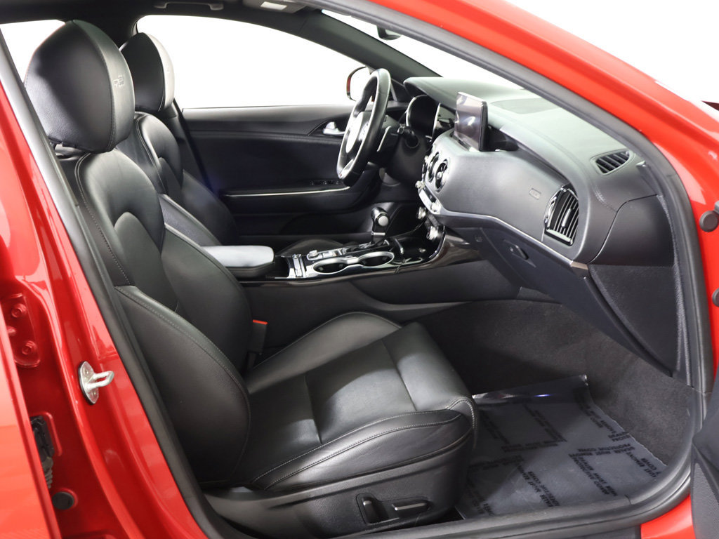 Used 2022 Kia Stinger GT-Line w/ Sun & Sound Package RWD image 34