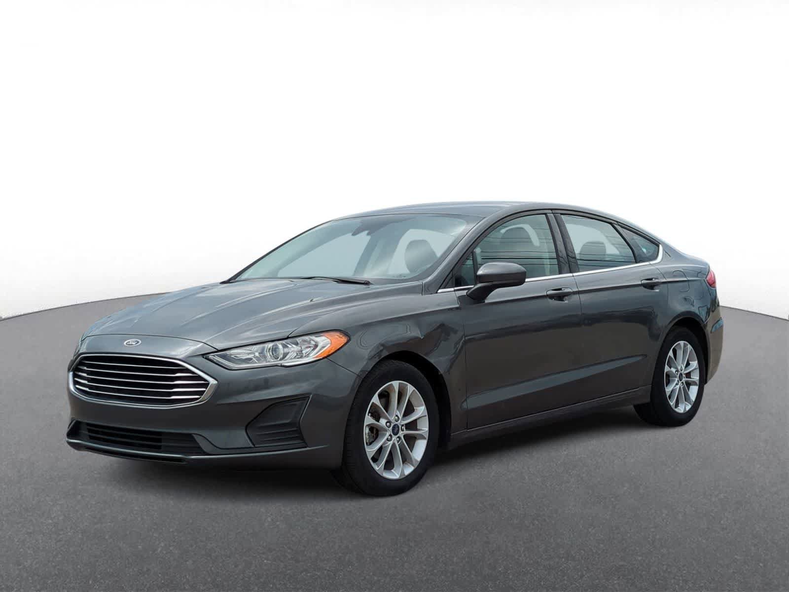 Used 2020 Ford Fusion SE FWD video 1