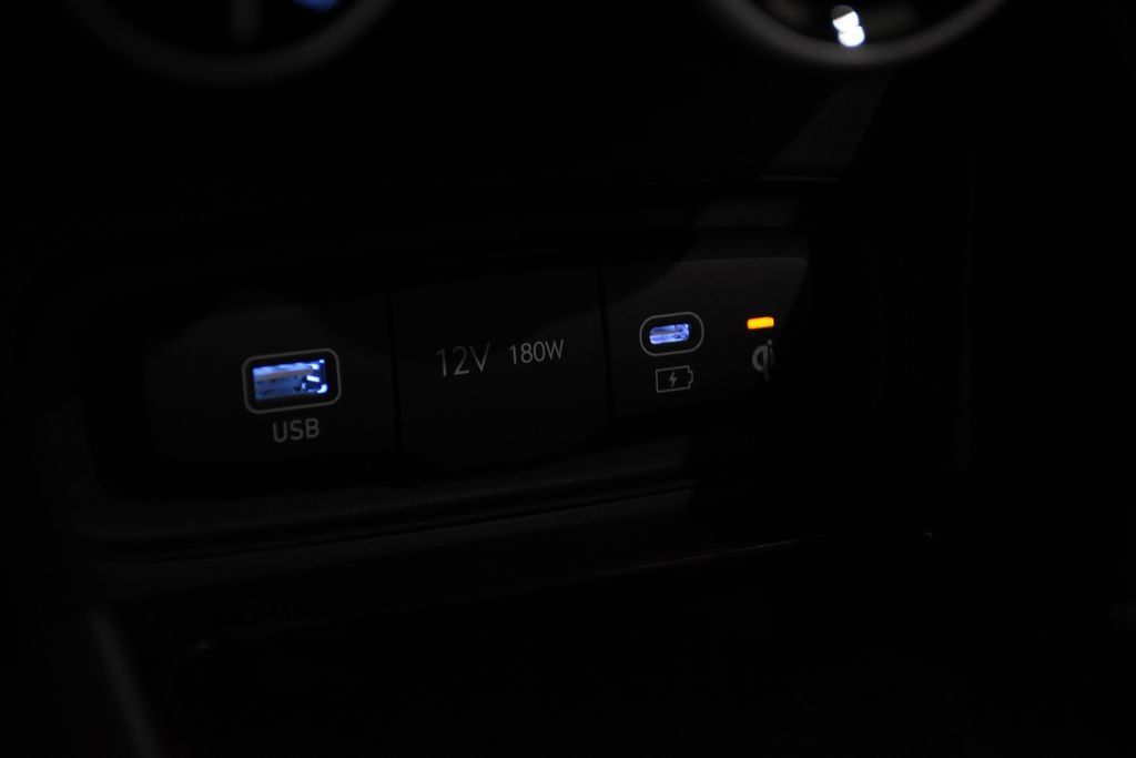 New 2026 Hyundai Venue SEL FWD image 22