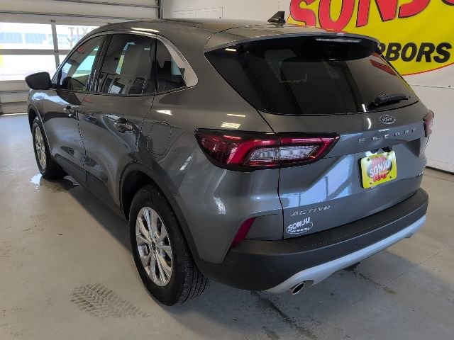 Certified 2023 Ford Escape Active image 3
