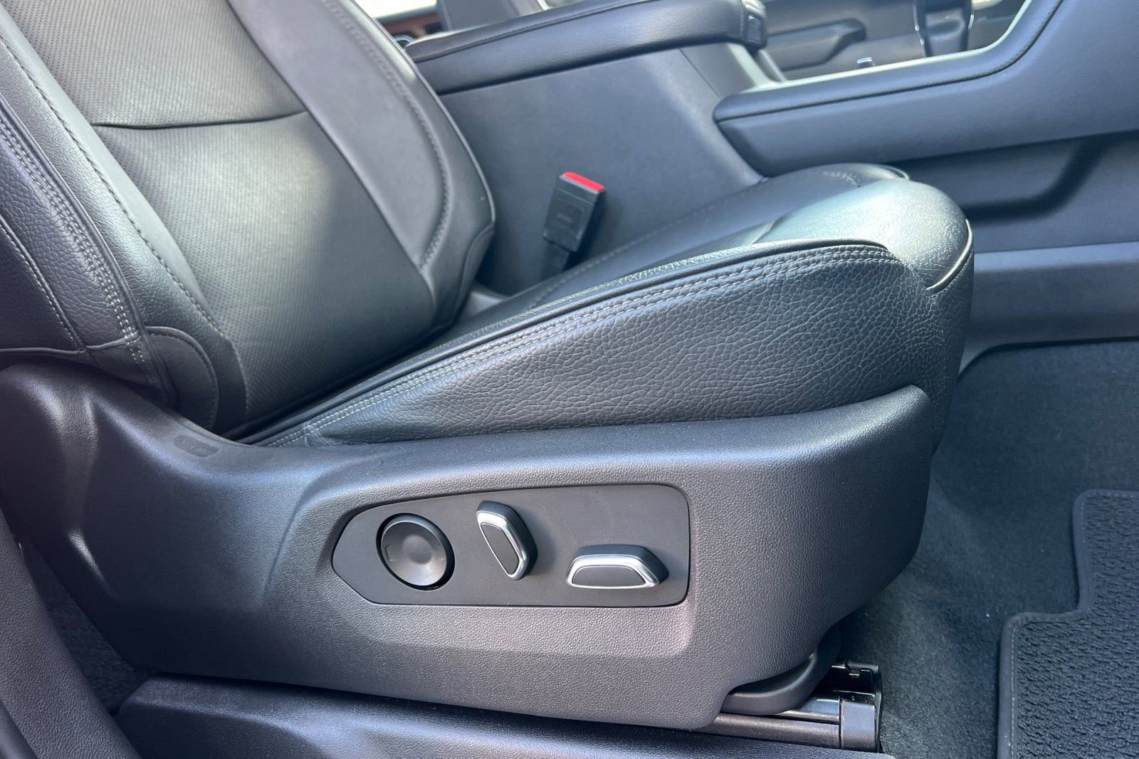 Used 2023 GMC Sierra 1500 Denali w/ Denali Reserve Package image 24