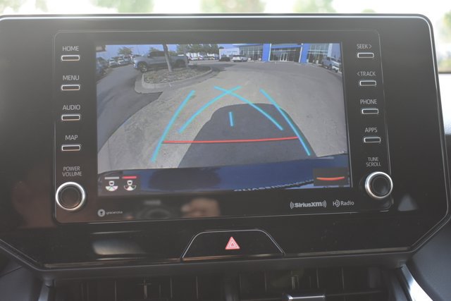 Used 2021 Toyota Venza XLE AWD/4WD image 27