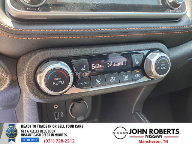 Used 2019 Nissan Kicks SR w/ SR Premium Package FWD image 23