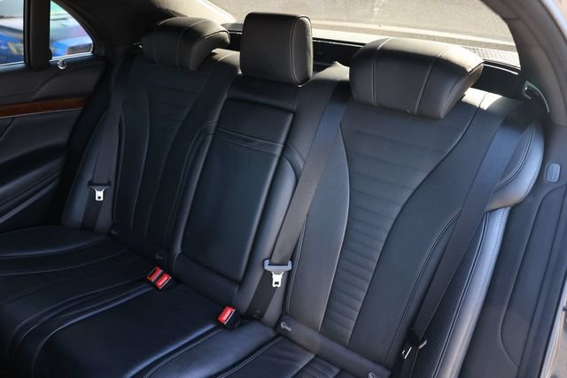 Used 2016 Mercedes-Benz S 550 Sedan image 11