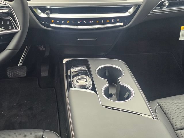 New 2026 Cadillac Lyriq Luxury RWD image 18