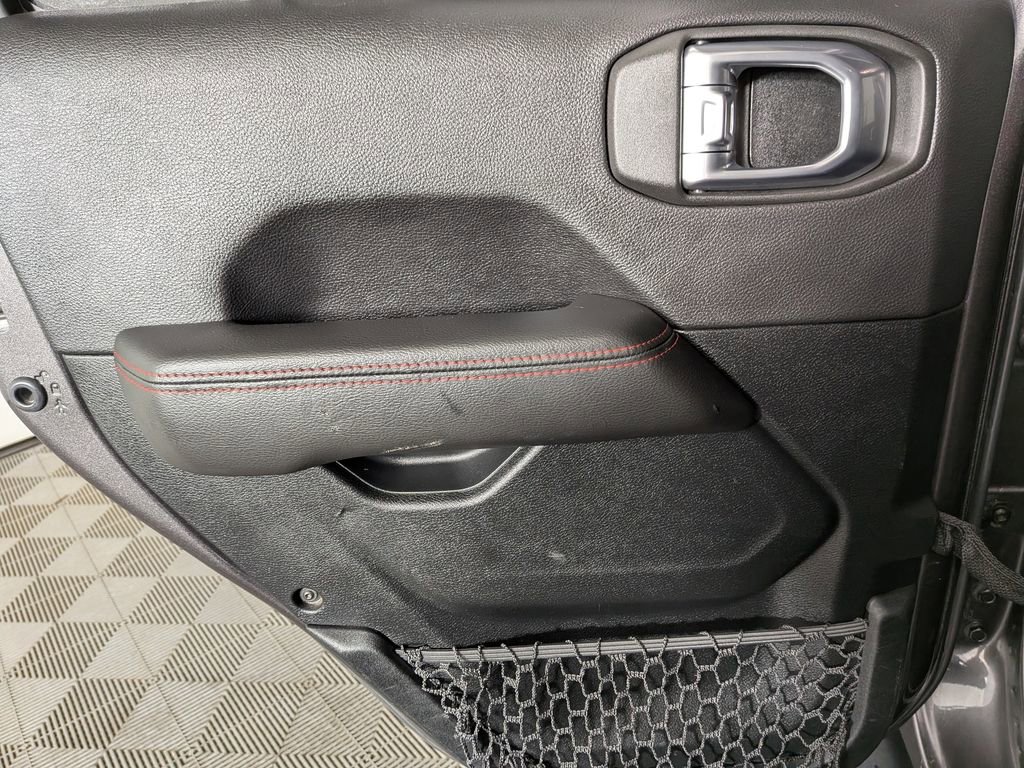 Used 2021 Jeep Wrangler Unlimited Rubicon image 36