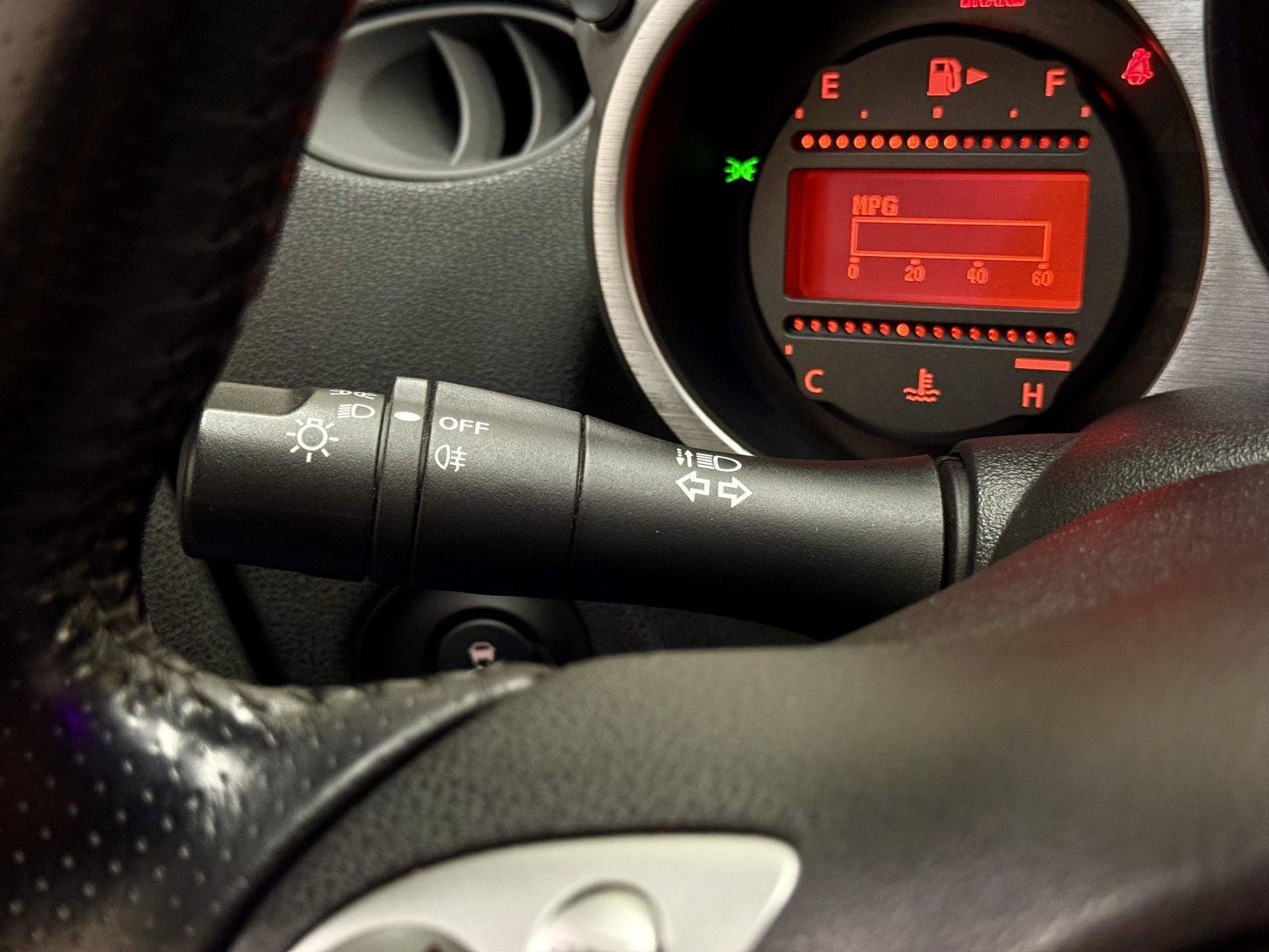 Used 2017 Nissan 370Z Coupe RWD image 17