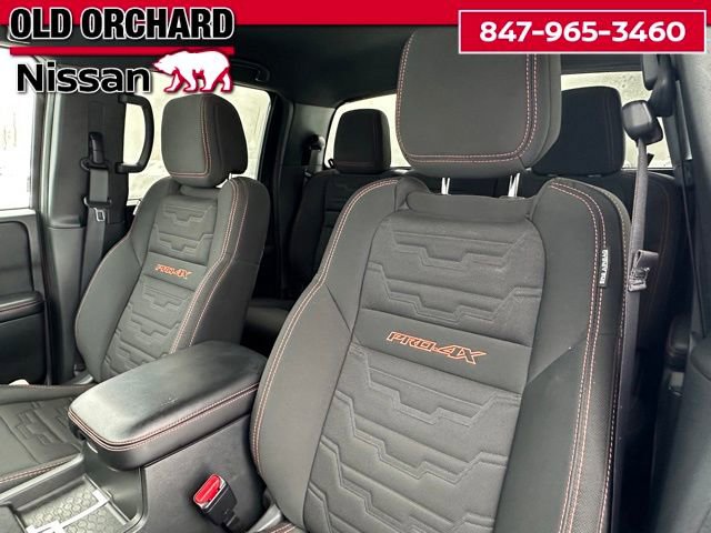 Used 2025 Nissan Frontier PRO-4X w/ Black Accent Package image 12