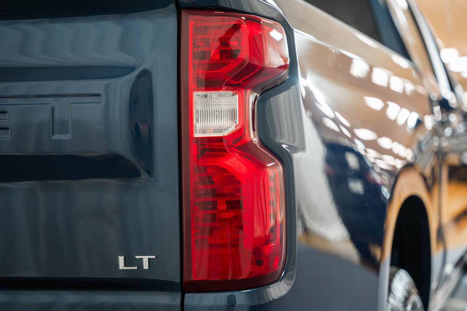 Used 2020 Chevrolet Silverado 1500 LT w/ All-Star Edition AWD/4WD image 7