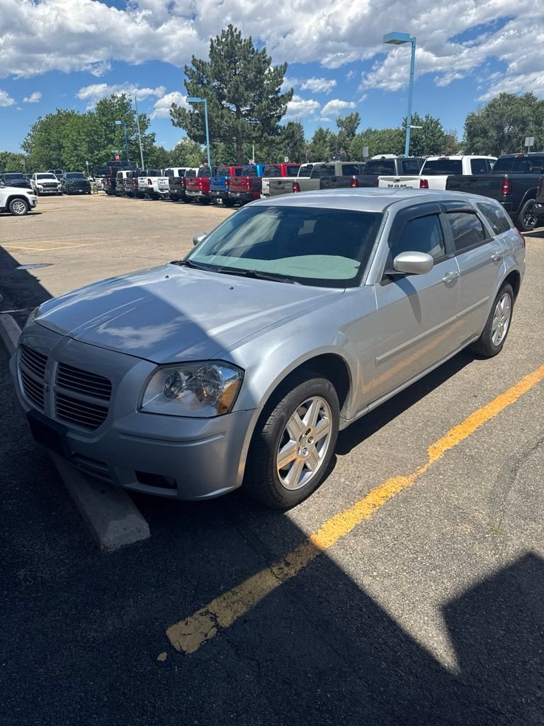 Used 2007 Dodge Magnum SXT w/ Convenience Group III AWD/4WD image 1