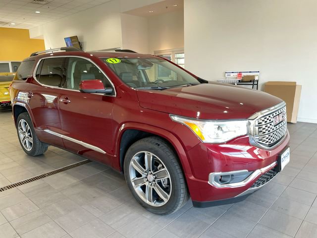 Used 2017 GMC Acadia Denali image 7
