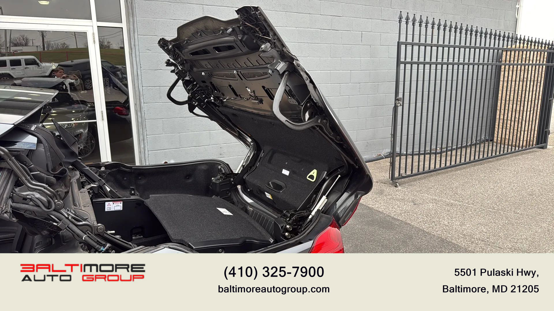 Used 2017 BMW M4 Convertible w/ Competition Package image 17