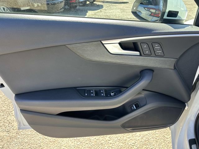 Used 2019 Audi A4 2.0T Premium image 15