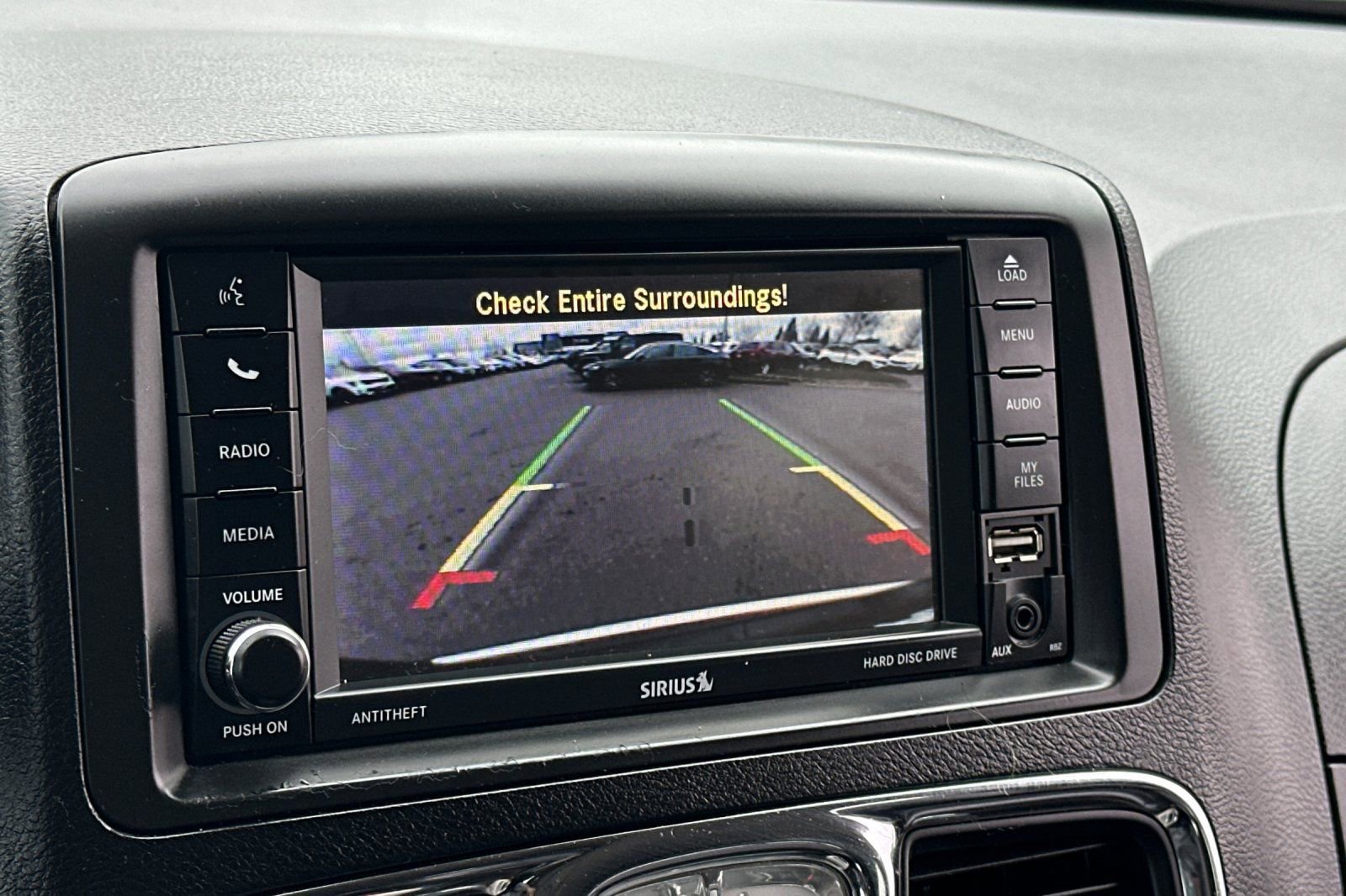 Used 2016 Chrysler Town & Country Touring image 20