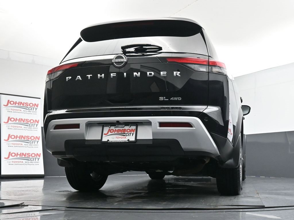 Used 2023 Nissan Pathfinder SL image 35
