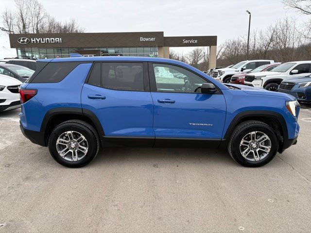 Used 2026 GMC Terrain Elevation image 8