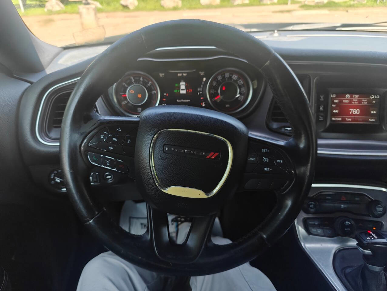 Used 2016 Dodge Challenger SXT RWD image 11