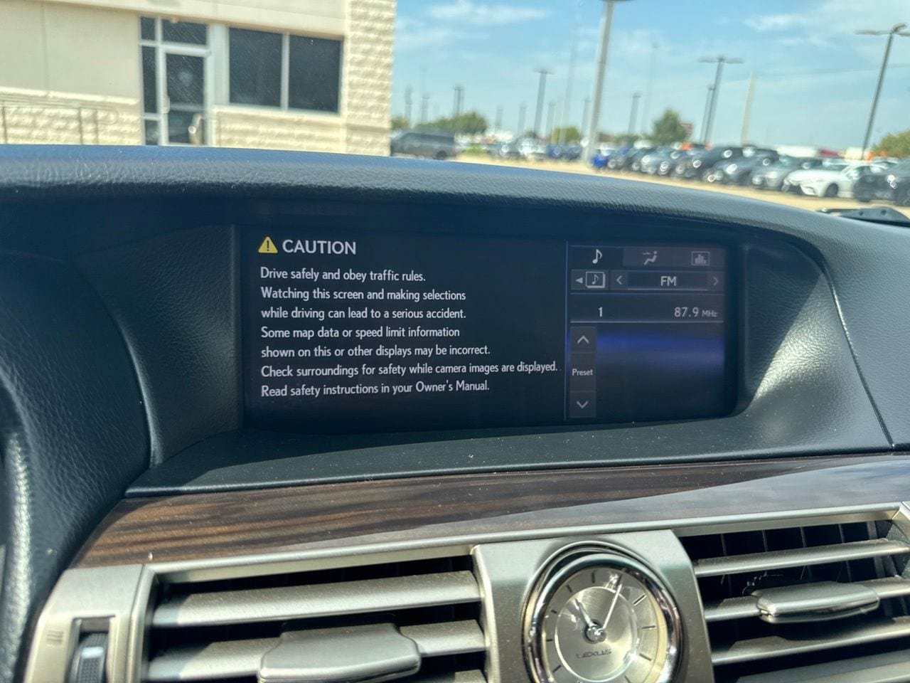 Used 2015 Lexus LS 460 AWD w/ Comfort Package image 12