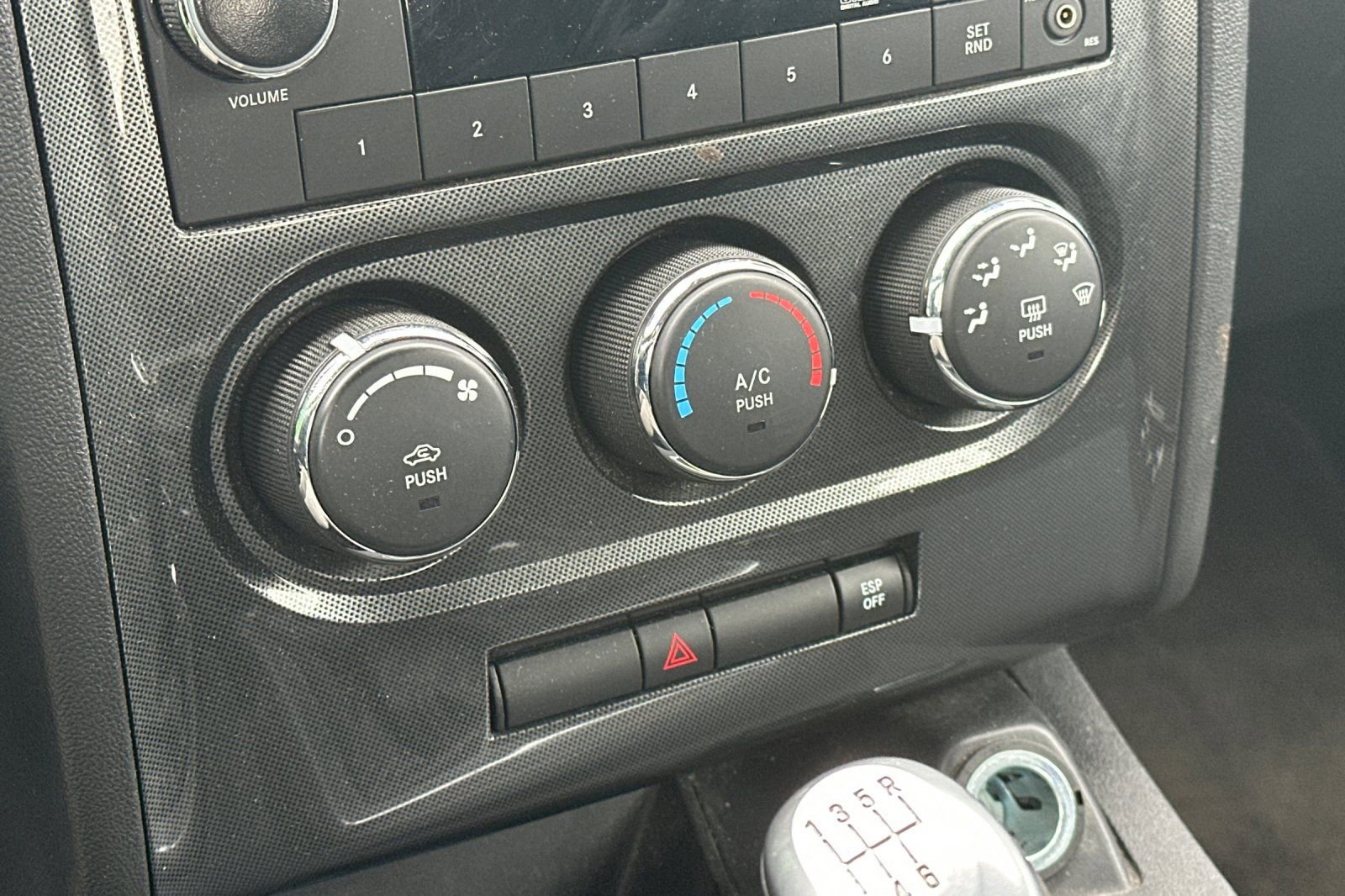 Used 2010 Dodge Challenger R/T image 20