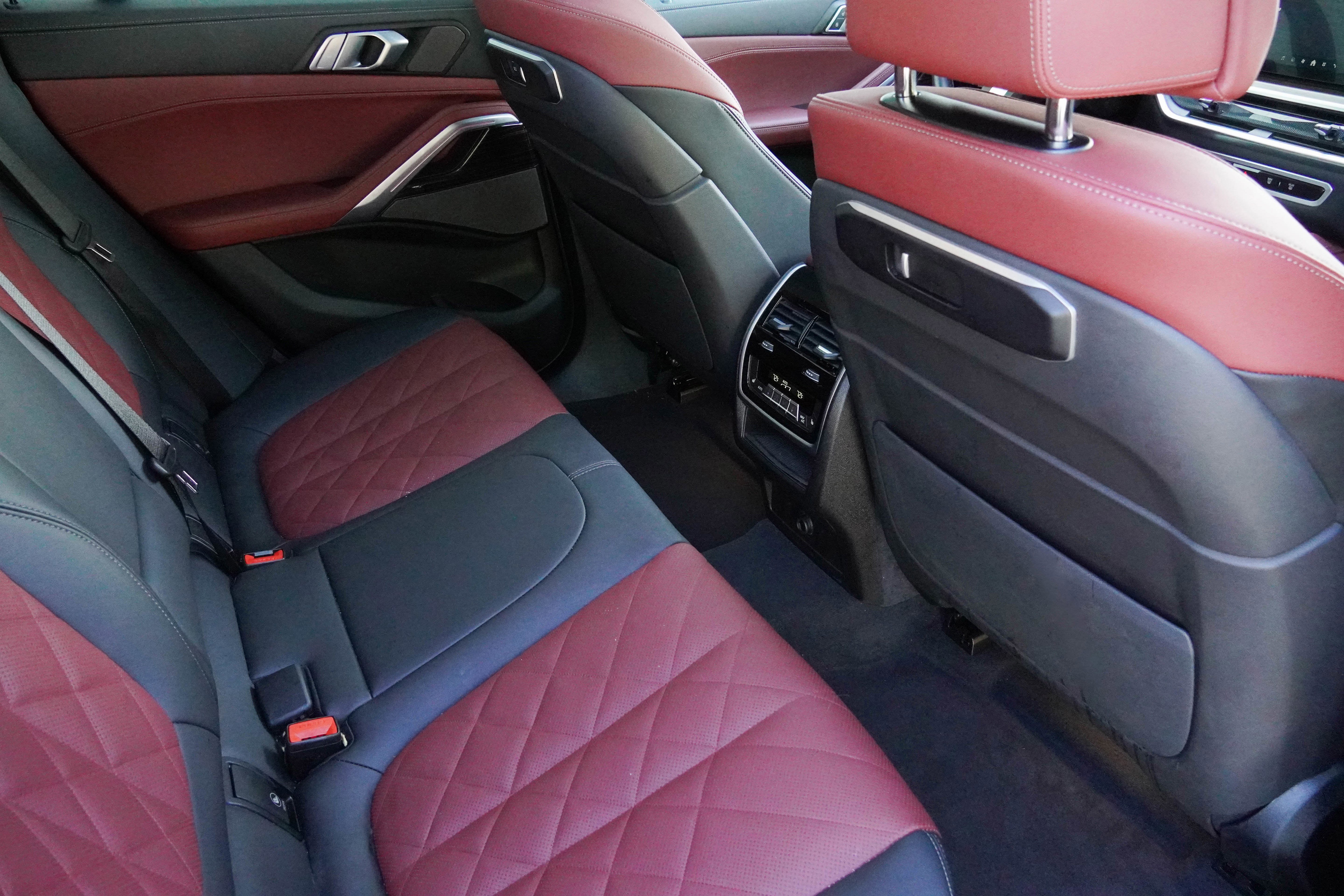 Certified 2026 BMW X6 xDrive40i AWD/4WD image 35