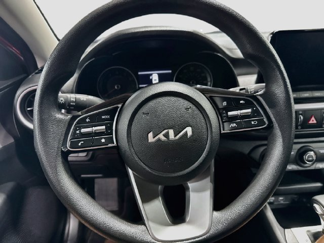 Certified 2024 Kia Forte LXS FWD image 18