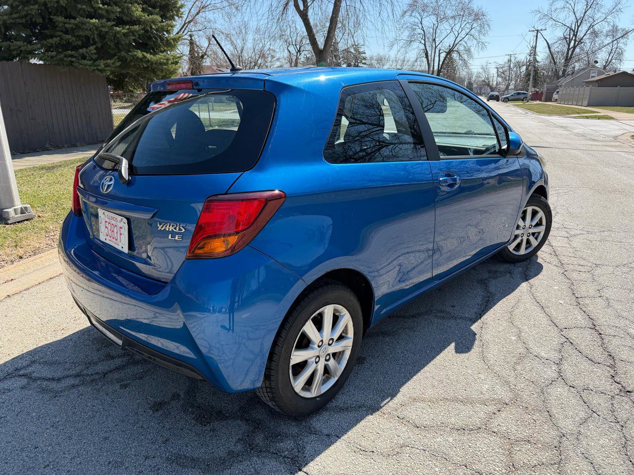 Used 2016 Toyota Yaris LE image 3