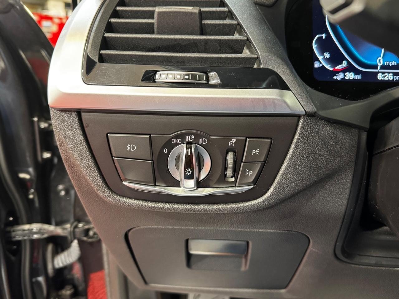 Used 2021 BMW X3 xDrive30e w/ Premium Package image 17