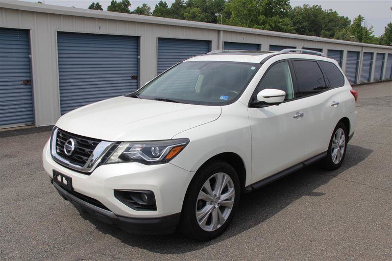 Used 2018 Nissan Pathfinder SL w/ SL Premium Package AWD/4WD image 2