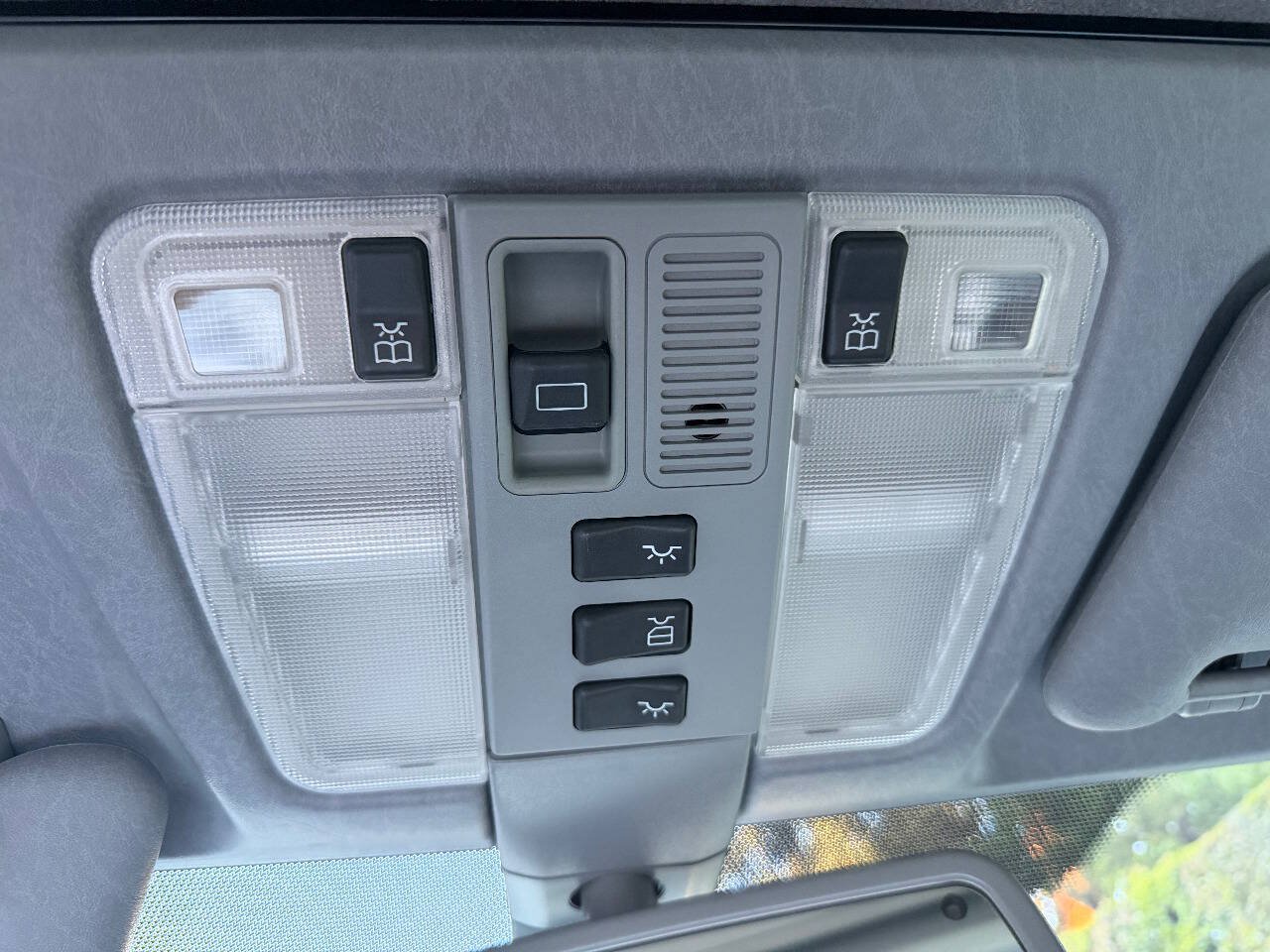 Used 1995 Mercedes-Benz S 320 image 34