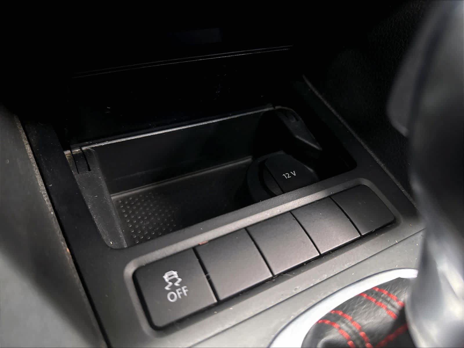 Used 2012 Volkswagen GTI 4-Door FWD image 18