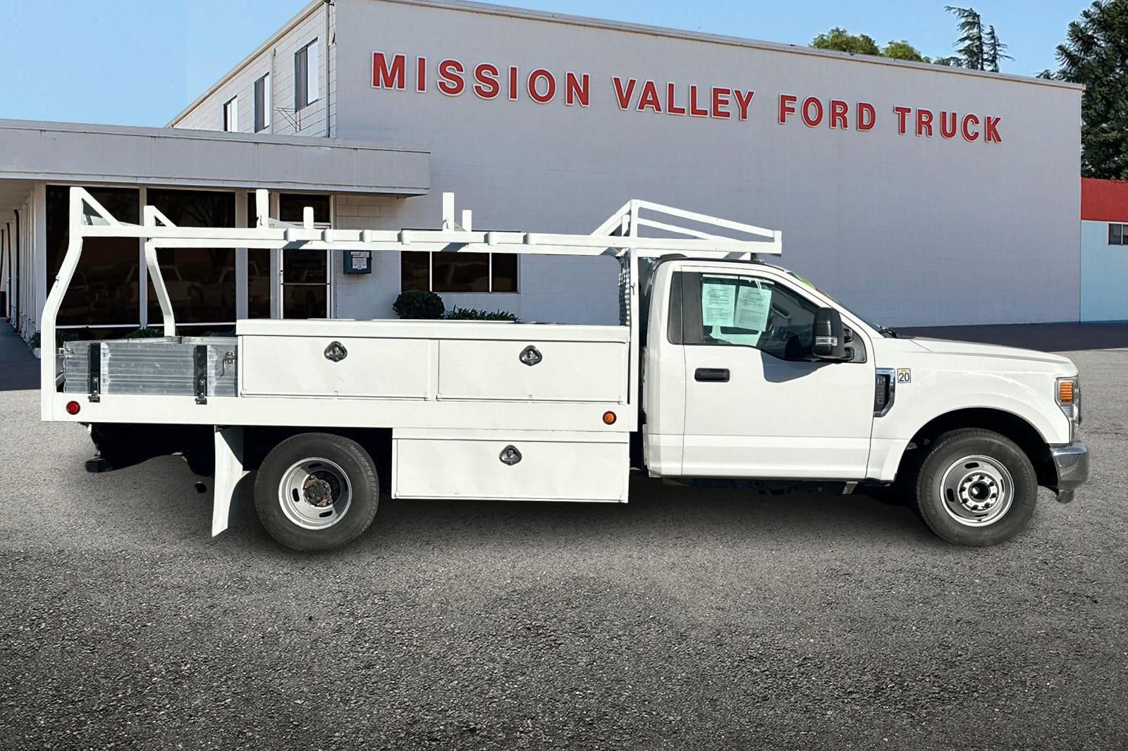 Used 2020 Ford F350 XL w/ Power Equipment Group video 3