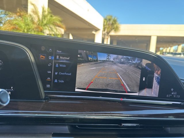 Used 2022 Cadillac Escalade Sport Platinum image 4