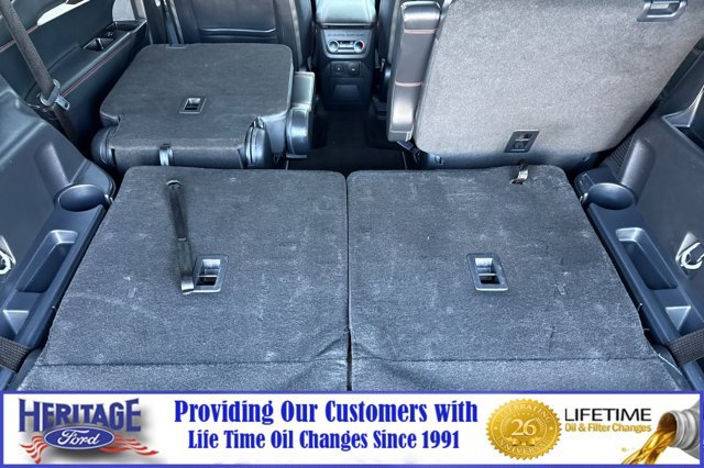 Used 2025 Ford Explorer ST-Line AWD/4WD image 16