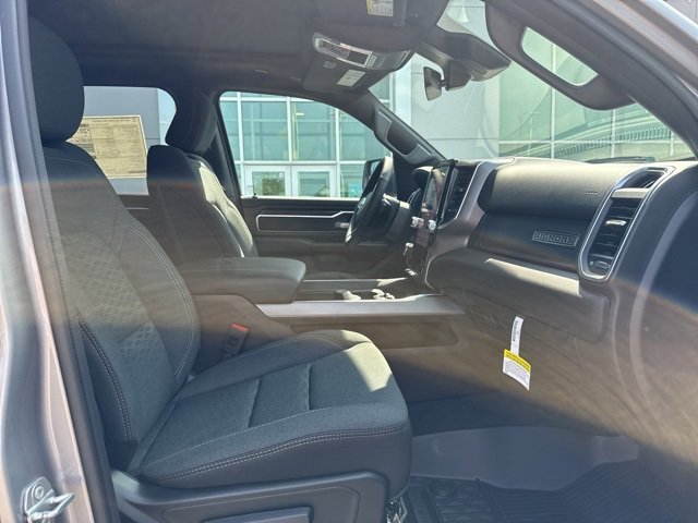 New 2026 RAM 1500 4x4 Crew Cab image 14